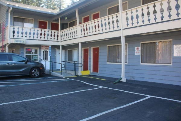 Thunderchief Inn image 12