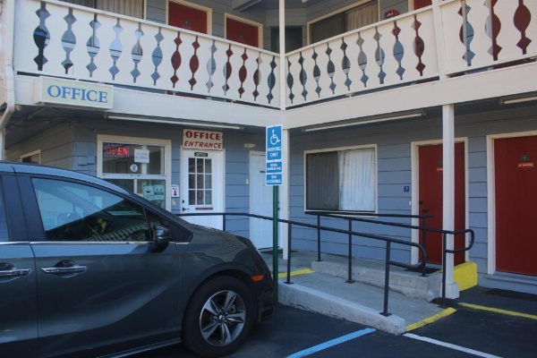 Thunderchief Inn image 9